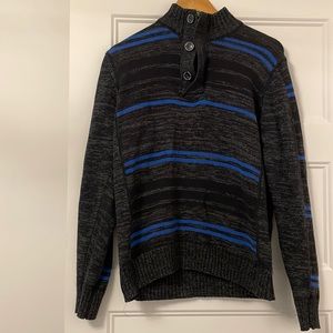 Urban Wear long sleeve sweater